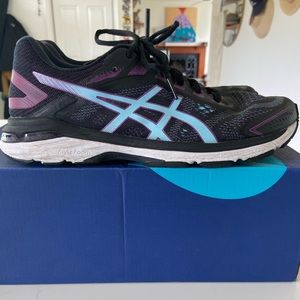 ASICS GT 2000 7 running shoes